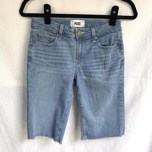 Paige Denim Bermuda Shorts Size 26‎ Light Wash Raw Hem Mid Rise Five Pocket